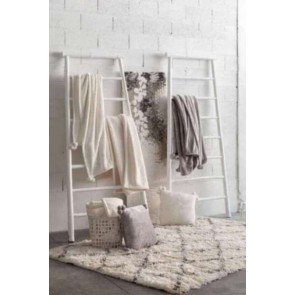 THROW VIVARAISE TENDER POMPONS PERLE 130×170 100% POLYESTER 2