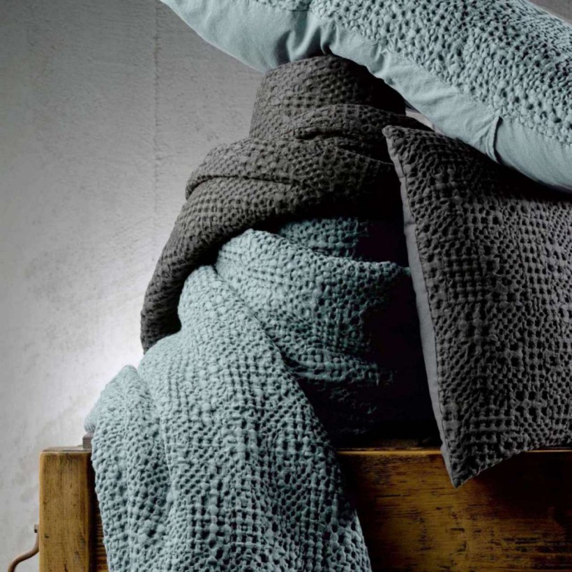 THROW VIVARAISE TANA VERT DE GRIS 180X260 100% COTTON