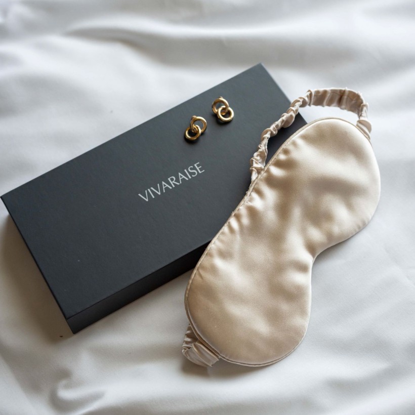 SLEEP MASK VIVARAISE ASHLEY LATTE 9X23 MULBERRY SILK
