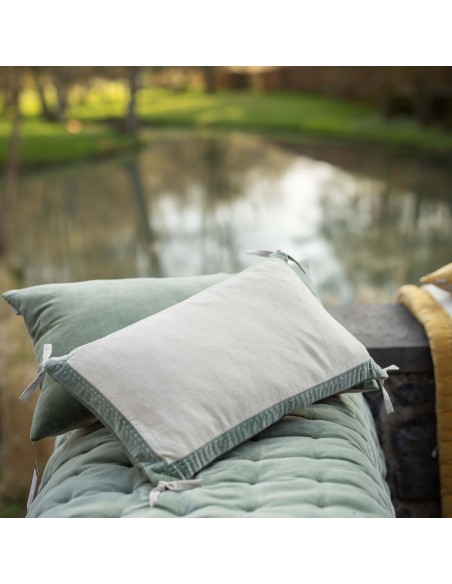 ΜΑΞΙΛΑΡΙ VIVARAISE ELISE CHAMBRAY VERVEINE 30X50 100% ΒΑΜΒΑΚΙ
